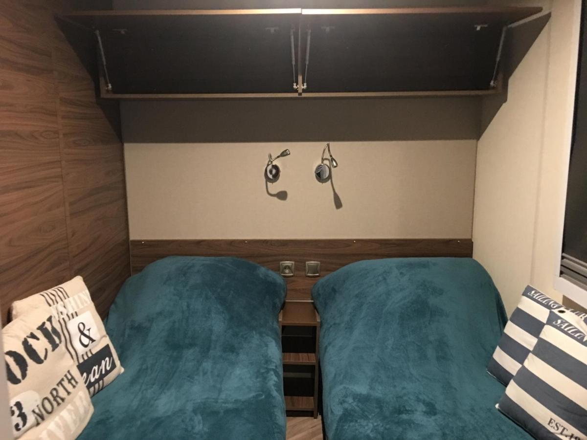 Mobilhome Familial 6 A 7 P 3 Chambres 42 M2 Saint Brevin Les Pierres Couchees Exterior foto
