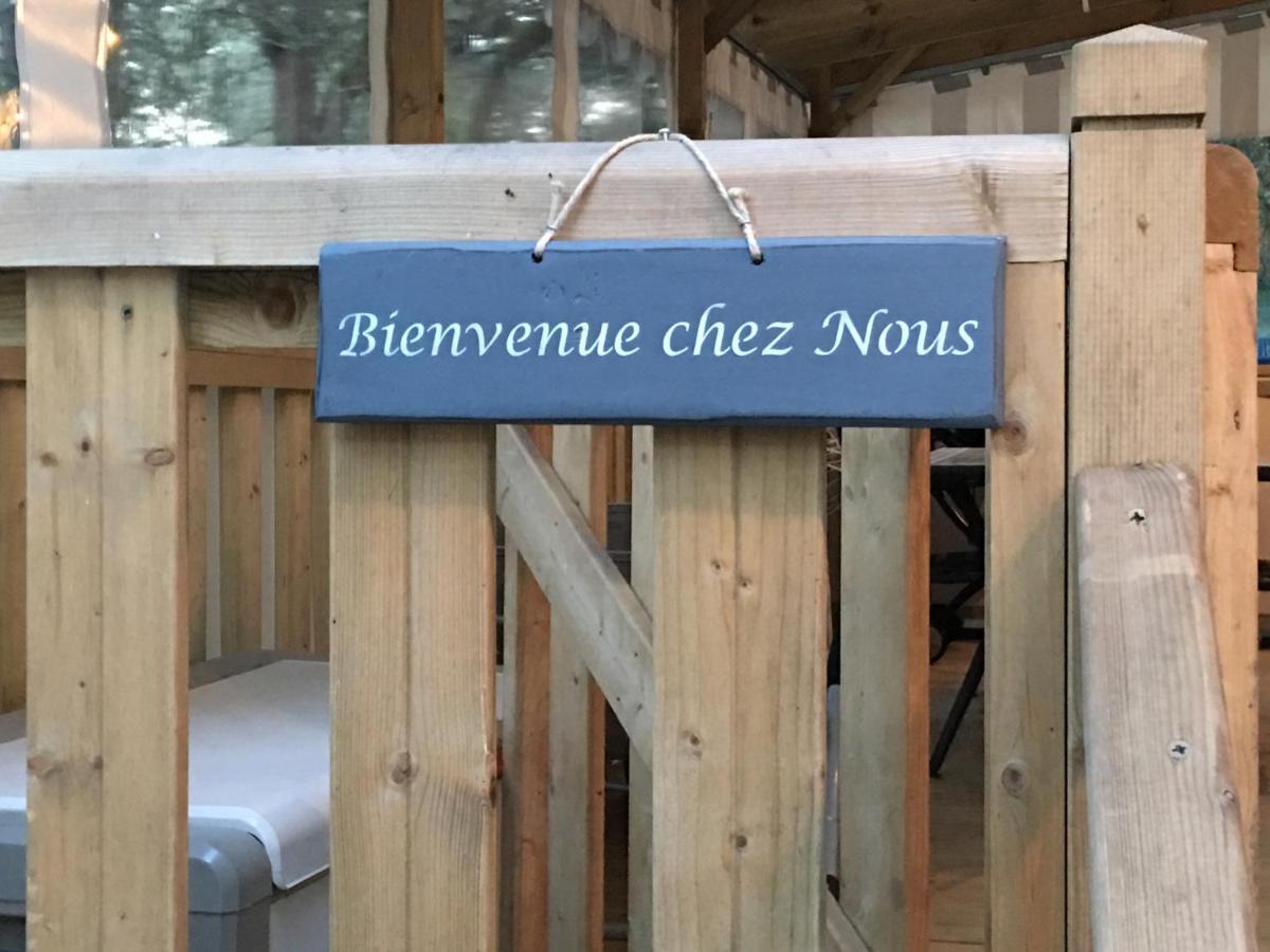 Mobilhome Familial 6 A 7 P 3 Chambres 42 M2 Saint Brevin Les Pierres Couchees Exterior foto