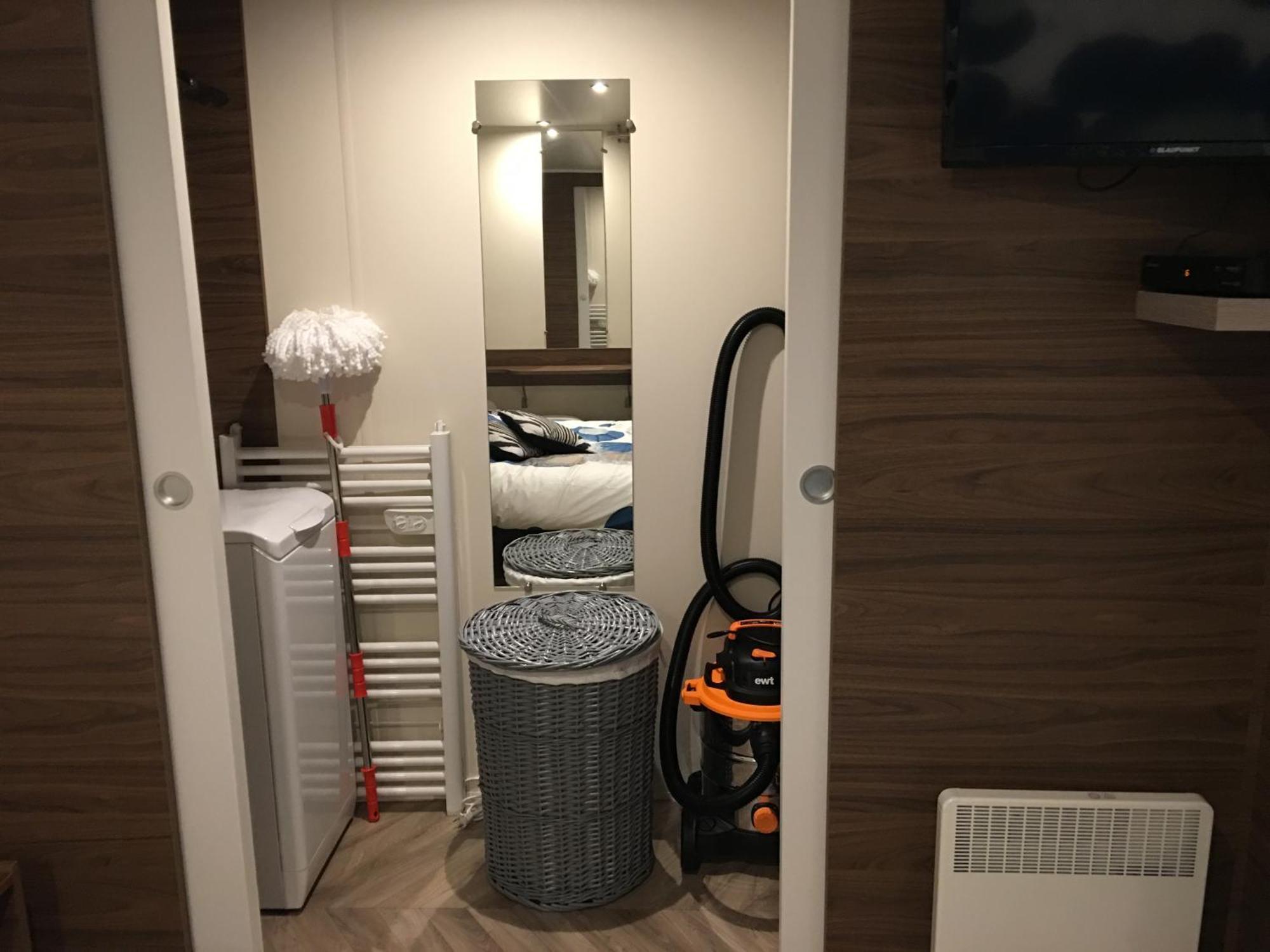 Mobilhome Familial 6 A 7 P 3 Chambres 42 M2 Saint Brevin Les Pierres Couchees Exterior foto